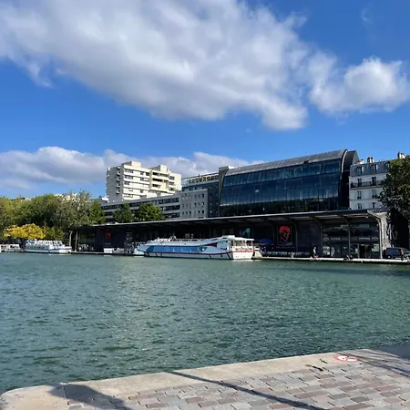 Meuble 10e Arrondissement Apartment *