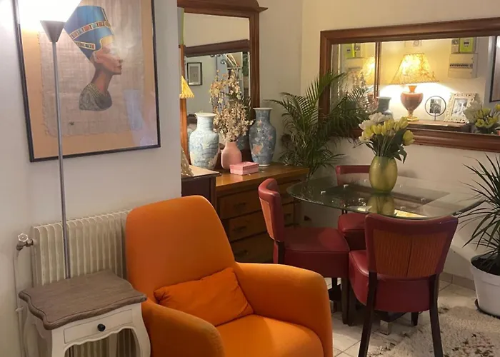 Meuble 10e Arrondissement Apartment Paris