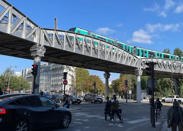 Meuble 10e Arrondissement דירה *
